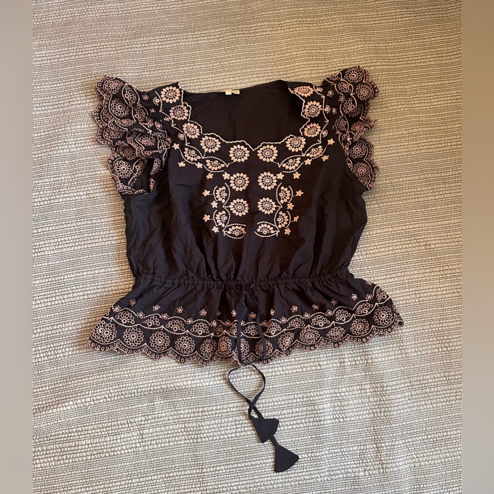 Embroidered Blouse - Picture 3 of 3